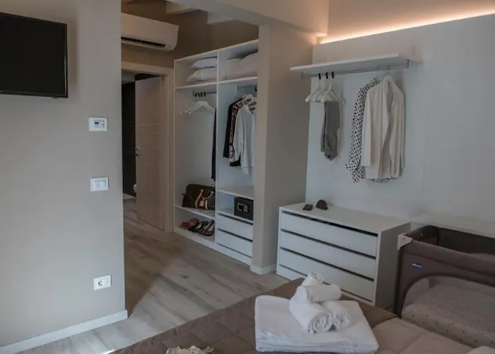 Aurora 페스키에라델가르다