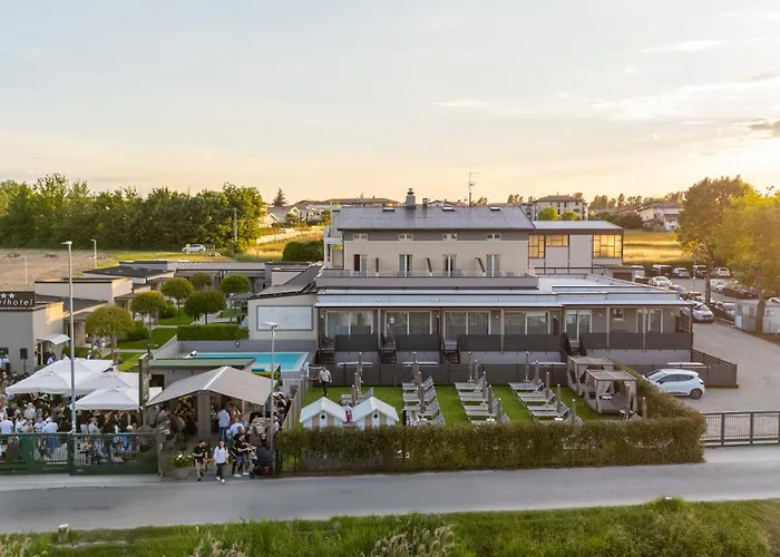 Appart hôtel Aurora 3*