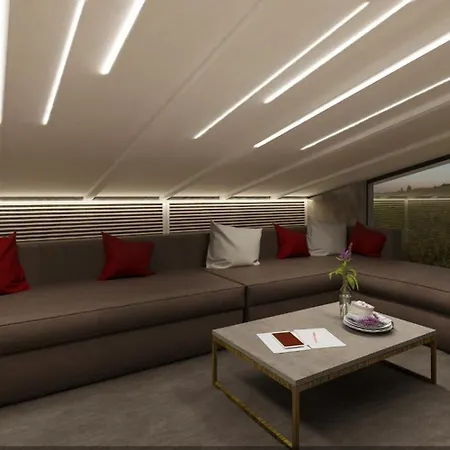 Aurora Aparthotel