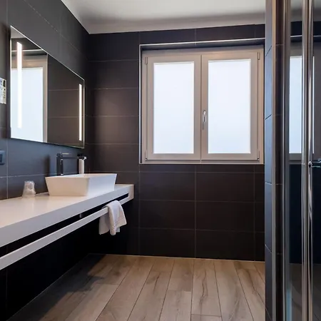 Aurora Peschiera del Garda