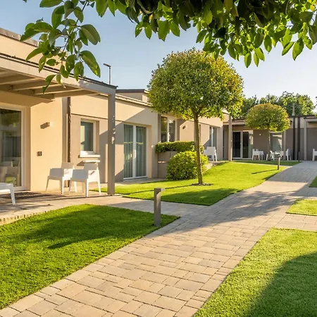 Apart Otel Aurora Peschiera del Garda