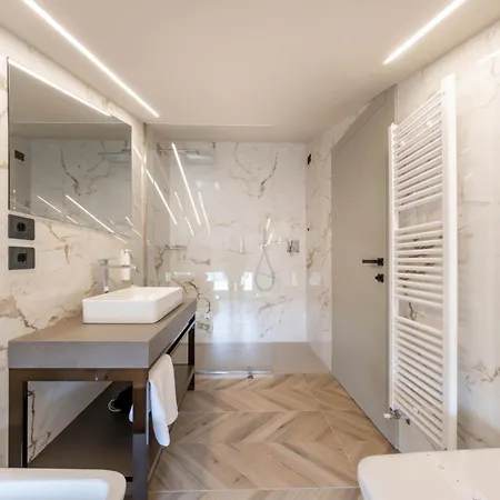 Apartmanhotel Aurora 3*