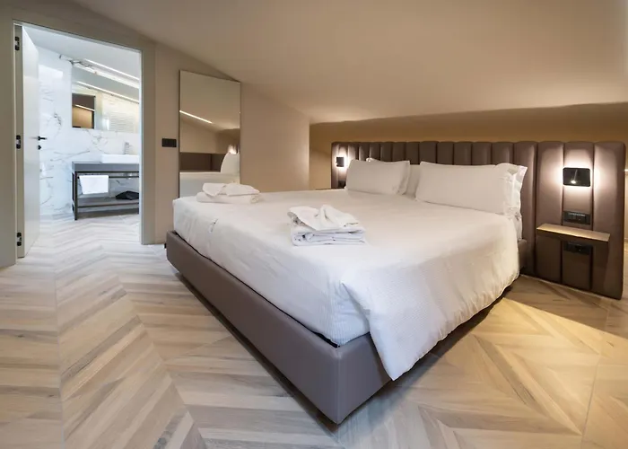 Aurora Aparthotel 3*