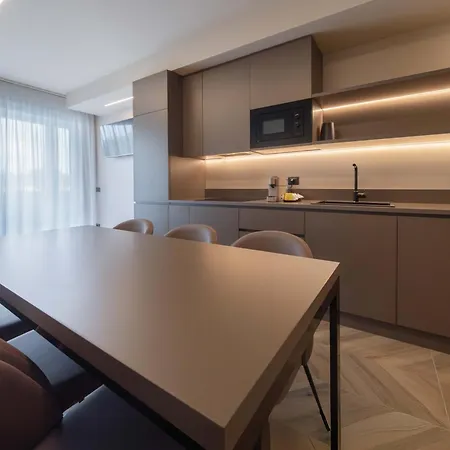 Appart hôtel Aurora 3*