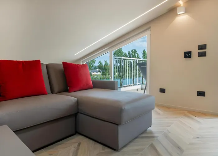 Aurora Aparthotel Peschiera del Garda